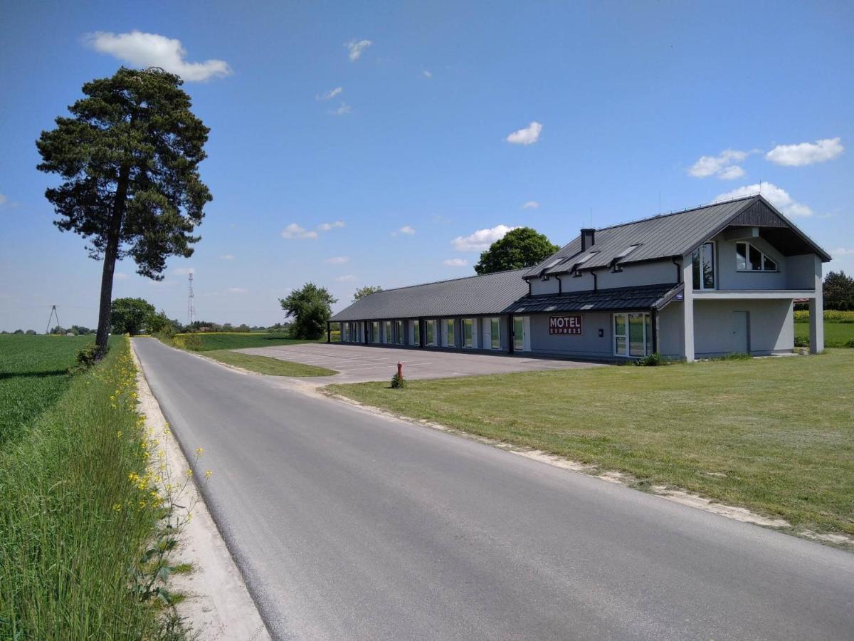 Motel Express Bogucin  Dış mekan fotoğraf